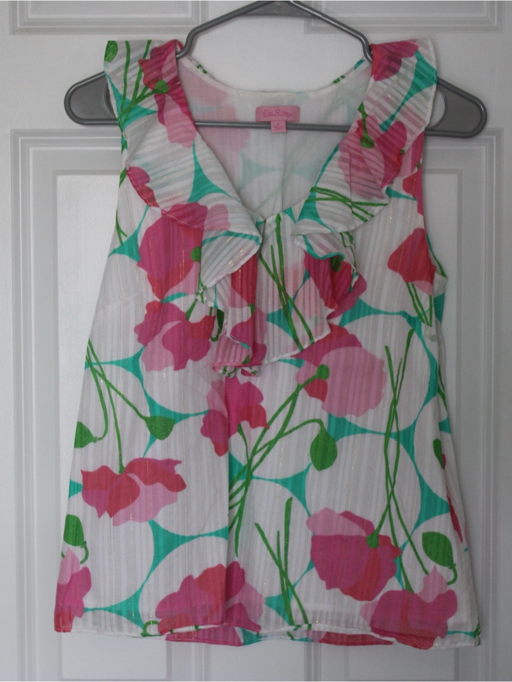 LILY PULITZER Women's Ruffled Sleevless Blouse "Had Me a Blast" Print